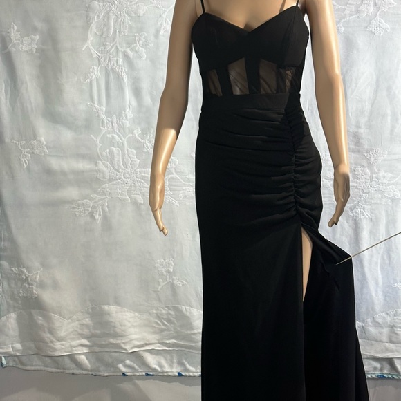 Windsor Black Dress with Sheer Accents, Evening gown, Sweetheart neckline SZ S - Picture 12 of 16